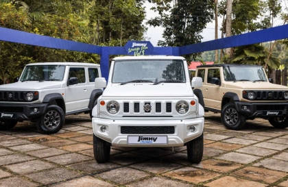 Cuối cùng thì Suzuki muốn gọi Jimny là “Tiểu Merc G” hay “Tiểu Jeep Con”?