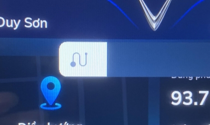 Xin chỉ giáo sửa lỗi xe VinFast Vf e34 không chỉnh được âm thanh