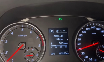 Xe Elantra Sport không vào được số chẵn là sao các bác nhỉ?