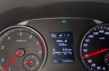 Xe Elantra Sport không vào được số chẵn là sao các bác nhỉ?