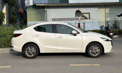 Tay lái Mazda 2 nặng thế là sao ạ?