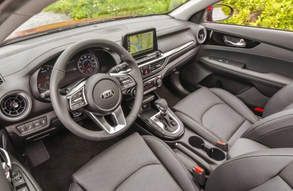 Xe Cerato bị lỗi gì mà em vào số D bị kêu cục ạ?