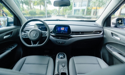 Ghế phụ của VF 5 thỉnh thoảng kêu thì xử lý thế nào?