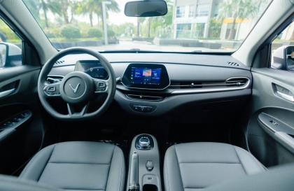 Ghế phụ của VF 5 thỉnh thoảng kêu thì xử lý thế nào?