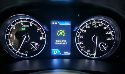 Suzuki XL7 bị lỗi tính năng ngắt động cơ thế này là sao?