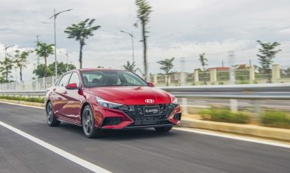 Bảng giá xe Hyundai tháng 12/2024: Hyundai Elantra được giảm giá tới 40 triệu đồng
