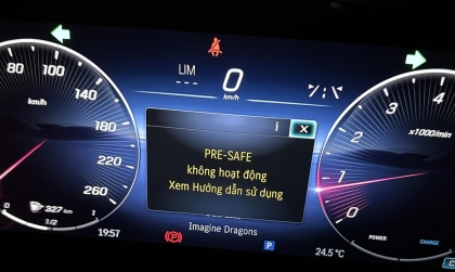 Mercedes GLC300 tự nhiên báo lỗi thế này là vấn đề gì?