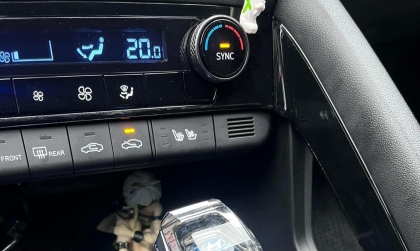 Hyundai Elantra lấy gió trong một lúc lại chuyển sang lấy gió ngoài là sao?