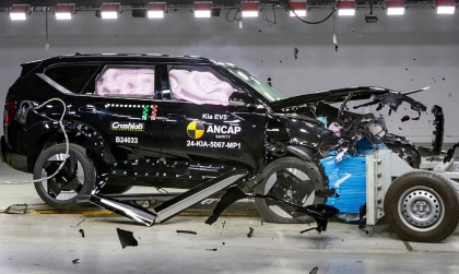 ANCAP: Xe điện không an toàn hơn so với ô tô chạy xăng, dầu