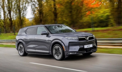 Điểm danh những mẫu xe giảm giá mạnh trước thềm Tết Nguyên đán