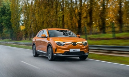 Bảng giá ô tô VinFast tháng 1/2025: VinFast VF 8 được giảm giá tới 267 triệu đồng