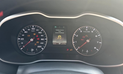 Xin chỉ giáo xe MG ZS báo lỗi trên đồng hồ ạ?