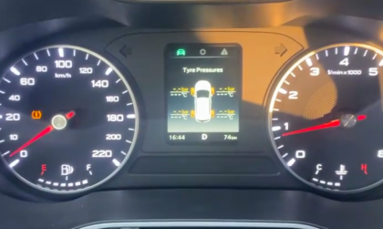 MG ZS vừa mua đã thấy báo lỗi áp suất lốp thế này là sao các bác?