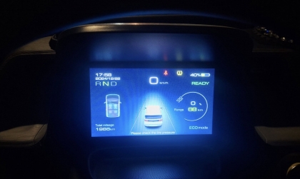 Wuling mini EV báo như này là áp suất lốp hay gì nhỉ?