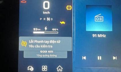 VinFast VF 3 báo lỗi thế này do đâu ạ?