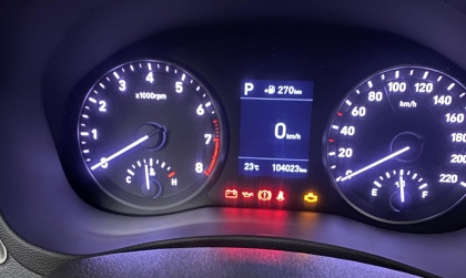 Mấy đèn cảnh báo Hyundai Accent hiện thế này là sao?