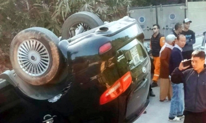 Ảnh TNGT: Hyundai Santa Fe 