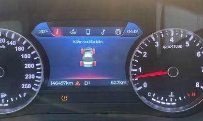 Xin ý kiến xử lý lỗi lốp trên VinFast Lux A