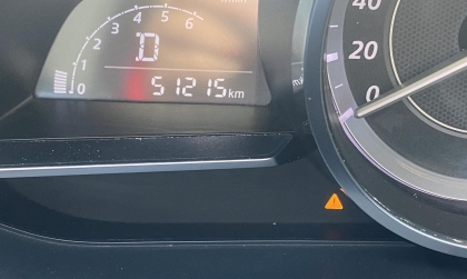 Mazda 2 báo lỗi thế này là sao các bác?