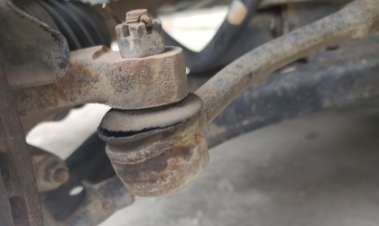 Kia Morning bị tình trạng này có phải lỗi thước lái?