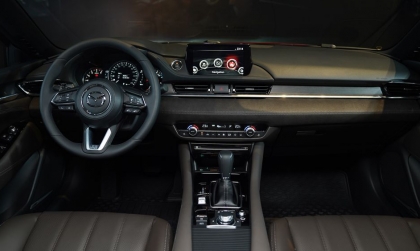 Xe Mazda 6 bị mất đèn nội thất là lỗi gì?