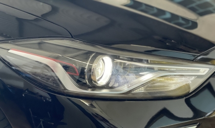 Xin cao kiến để khắc phục đèn gầm Hyundai Elantra?