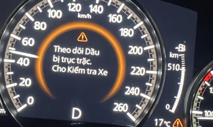 Mazda 3 báo lỗi này trên màn hình là thế nào các bác?