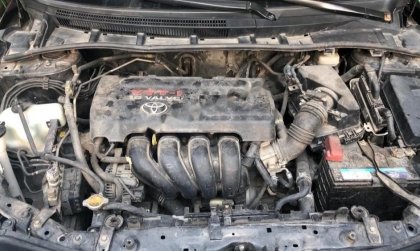 Nhấn ga xe Toyota Altis bị giật là lỗi gì?