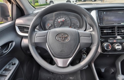 Các bác xem giúp xe Vios không kết nối Apple Carplay được