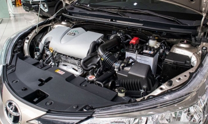 Toyota Vios bị bệnh gì mà rung máy với có tiếng kêu sau pô thế ạ?