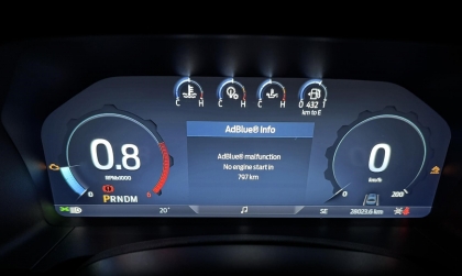 Ford Everest báo thế này trên đồng hồ là sao các bác?