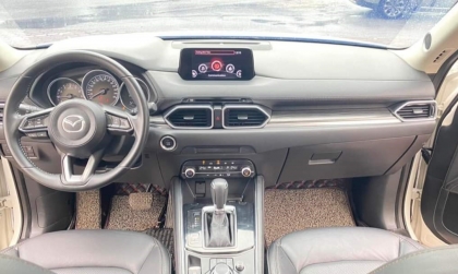 Có cách nào khắc phục mùi khó chịu trong Mazda CX-5 không?