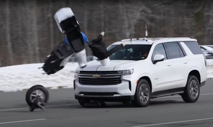 Phanh tự động khẩn cấp không nhận diện được xe máy?