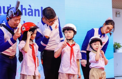 Hơn 10 triệu mũ bảo hiểm đã được Honda trao tặng tới người dân Việt Nam