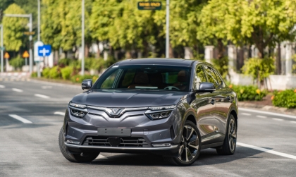 VinFast vf8 sóc quá, xin các bác cách xử lý