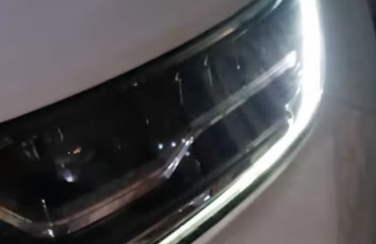 Xe Honda CR-V bị nháy đèn led trước, xin các bác chỉ giáo