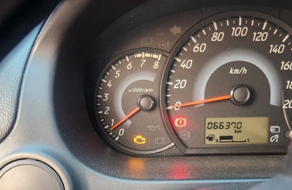 Mitsubishi Attrage báo lỗi động cơ sau rửa xe là sao?