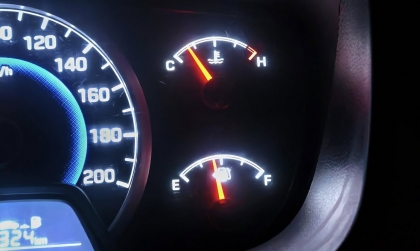 Hyundai i10 bị báo nhiệt độ gần chữ C thì bị vấn đề gì?