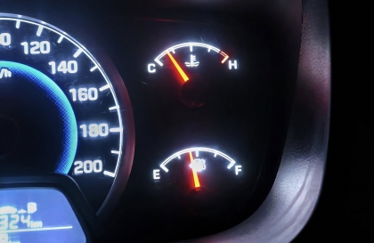 Hyundai i10 bị báo nhiệt độ gần chữ C thì bị vấn đề gì?