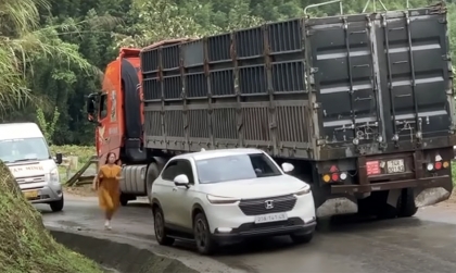 Clip: Phụ nữ là để yêu thương...