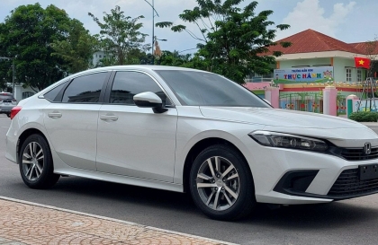 Sao xe Honda Civic mới đi 2 vạn km mà đã kêu lụp cụp khi qua đường xóc?
