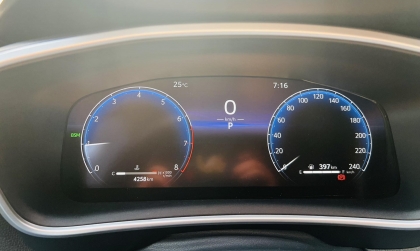 Corolla Cross mới đi đã tốn xăng thế này có sao không?