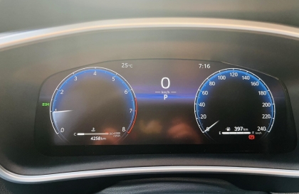 Corolla Cross mới đi đã tốn xăng thế này có sao không?