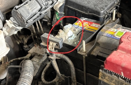 Suzuki XL7 bị đổ nước lên cọc âm thì nên xử lý sao?