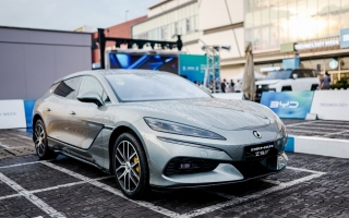 Siêu xe thể thao chạy điện của BYD Auto - Denza Z9 GT: Thuần tuý chỉ là phô diễn