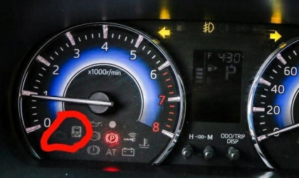 Xe Toyota Rush báo lỗi khi leo dốc là bị gì?