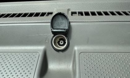 Sao xe Navara lại bị mất điện ở tẩu sạc nhỉ?