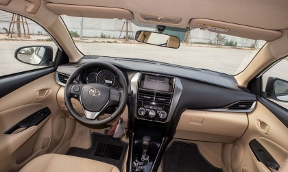 Đạp ga xe Vios bị giật là do đâu?