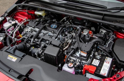 Toyota Corolla tại Nhật Bản khai tử phiên bản chạy xăng