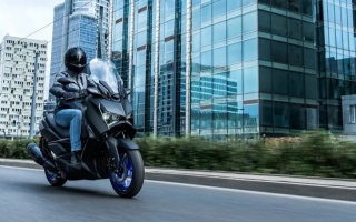 Thế giới 2 bánh: Yamaha XMAX 300 đời mới chốt ngày ra mắt tại Việt Nam